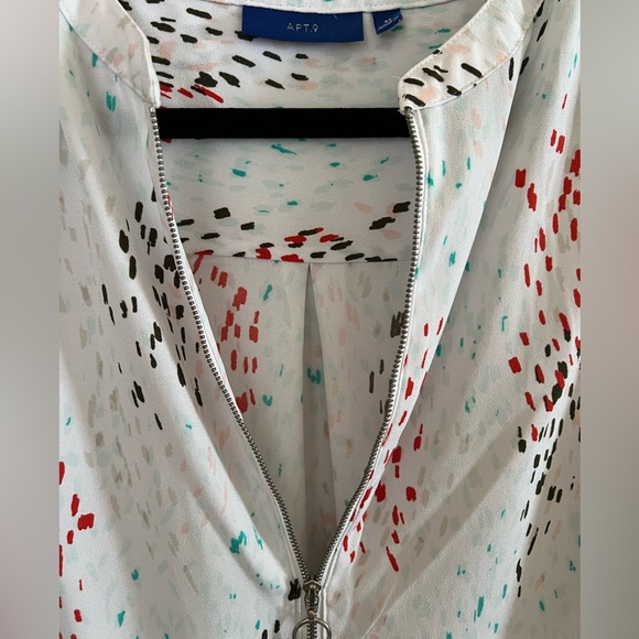Apt. 9 Sleeveless Zipper Blouse Abstract Color Speck Design (medium) - Picture 7 of 7